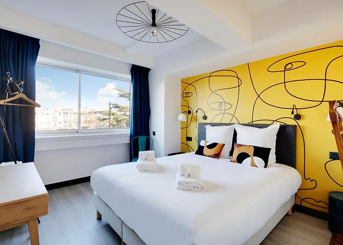 North Paris Suite