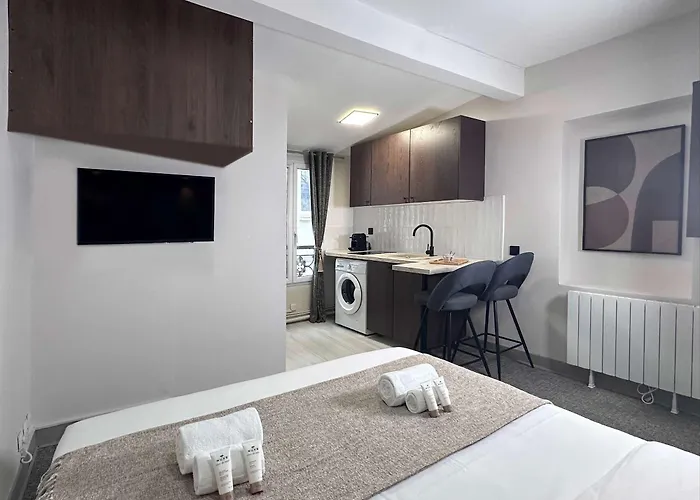 Charming Studio In Porte De Versailles