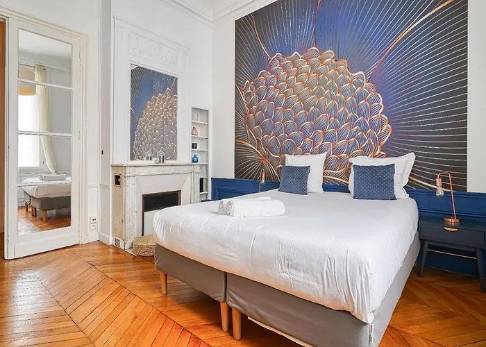 Apartment Arc De Triomphe Champs Elysees