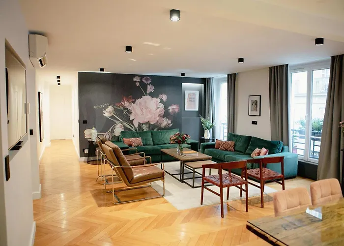 Haut Marais - My Showroom