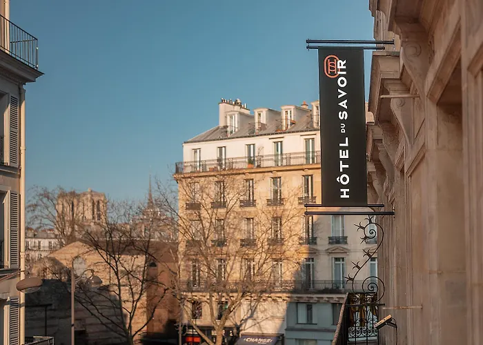 Hotel Du Savoir