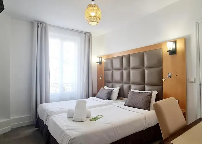 Hotel De France 18