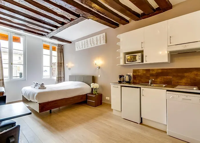 Upper Class Suites - Rue Saint Honoré