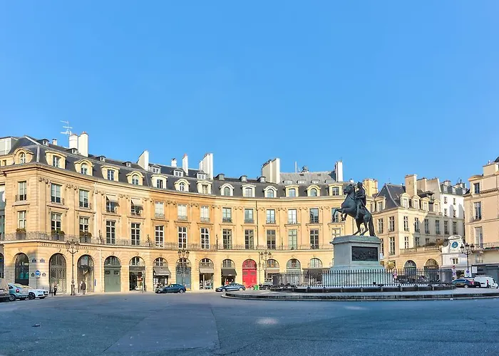 Luxury Apartment On The Place Des Victoires