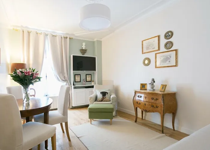Le Mistral Apartment