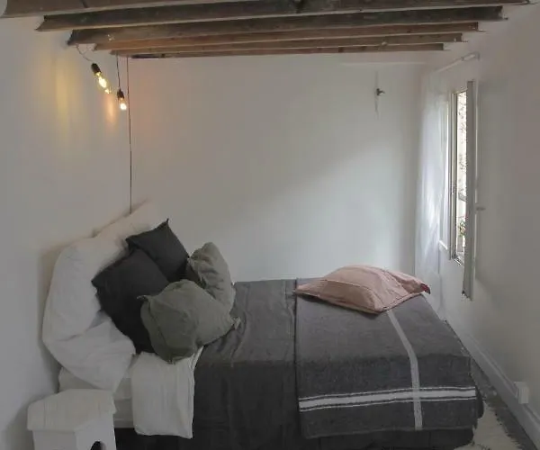 Studio Romantique Et Boheme