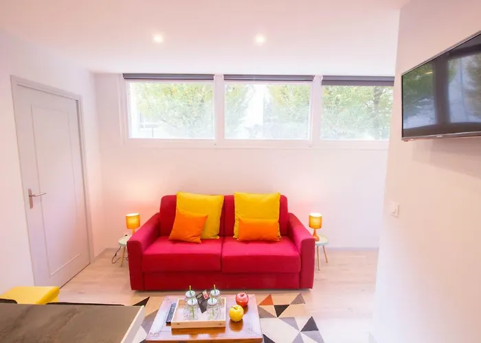 Home Office- Rue Saint-Fargeau