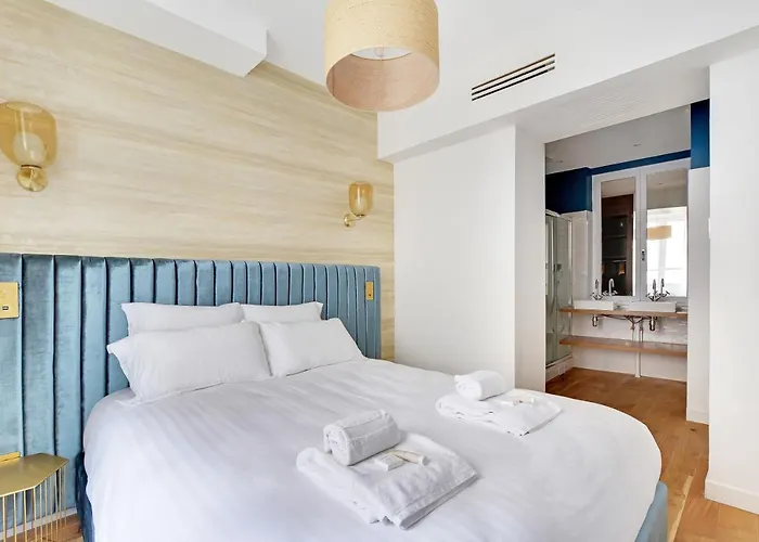 Pick A Flat\'S Apartment In Parc Monceau - Rue De Naples
