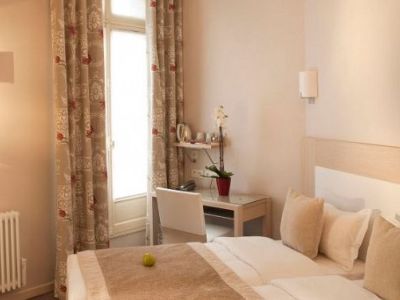 Du Savoir Hotel