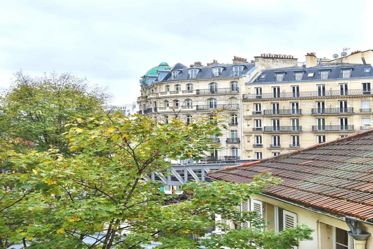 Eiffel Tower Apartment