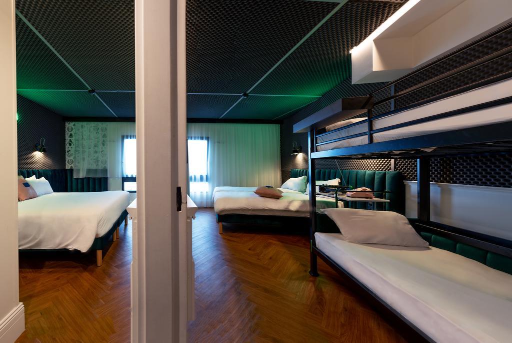 Hotel The Remix 4*