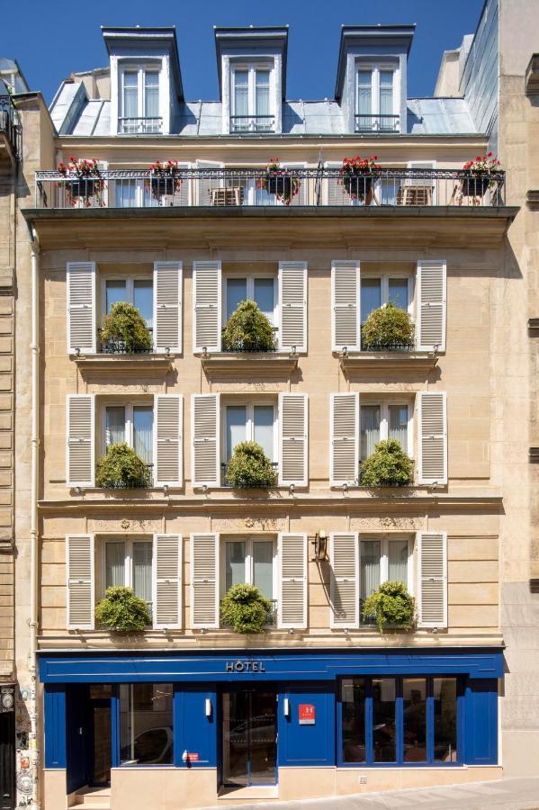 Des Arts Montmartre 4*