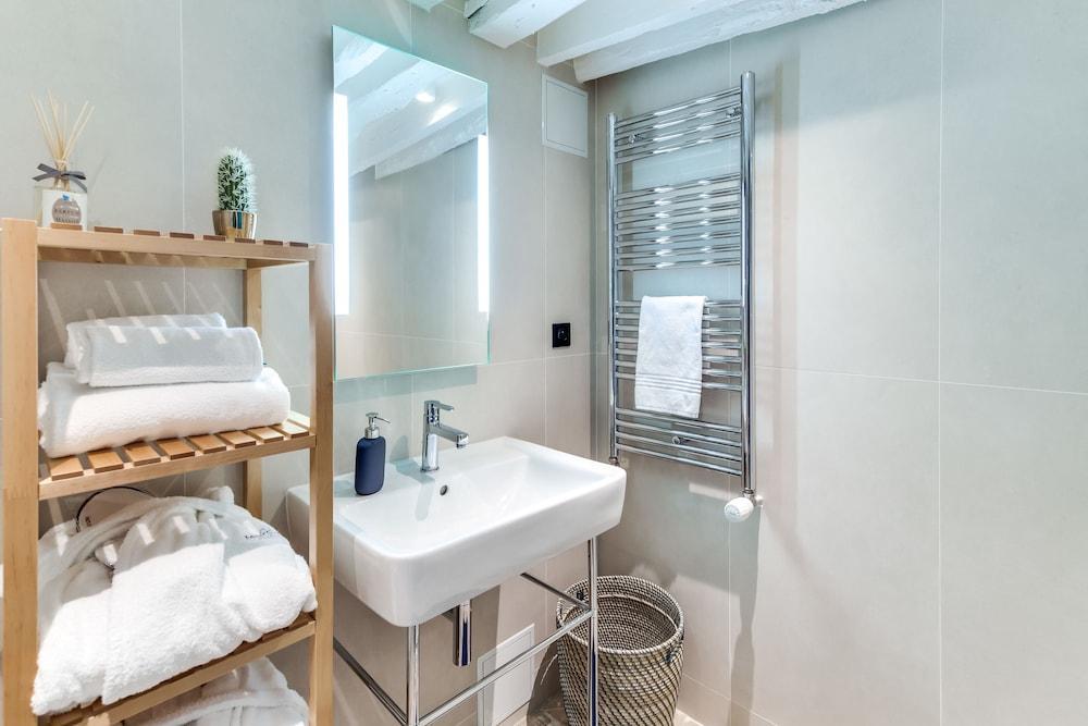 Mercure Opera Grands Boulevards 4*