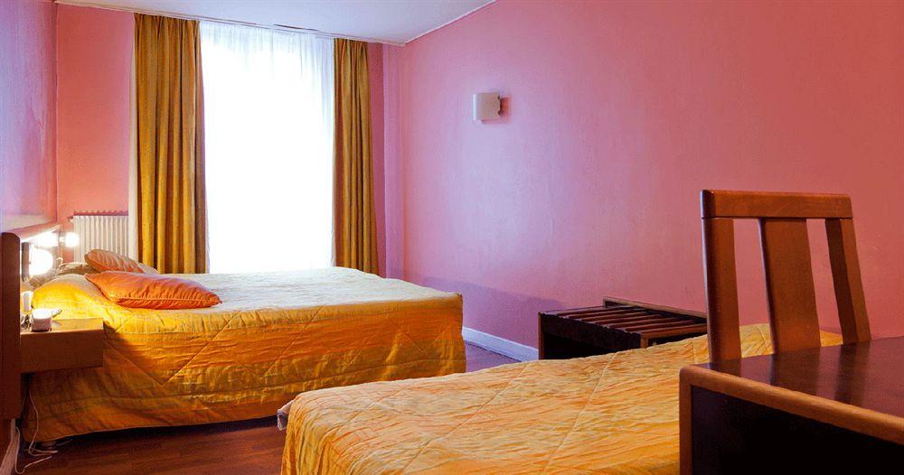 Bristol Republique Hotel Parigi