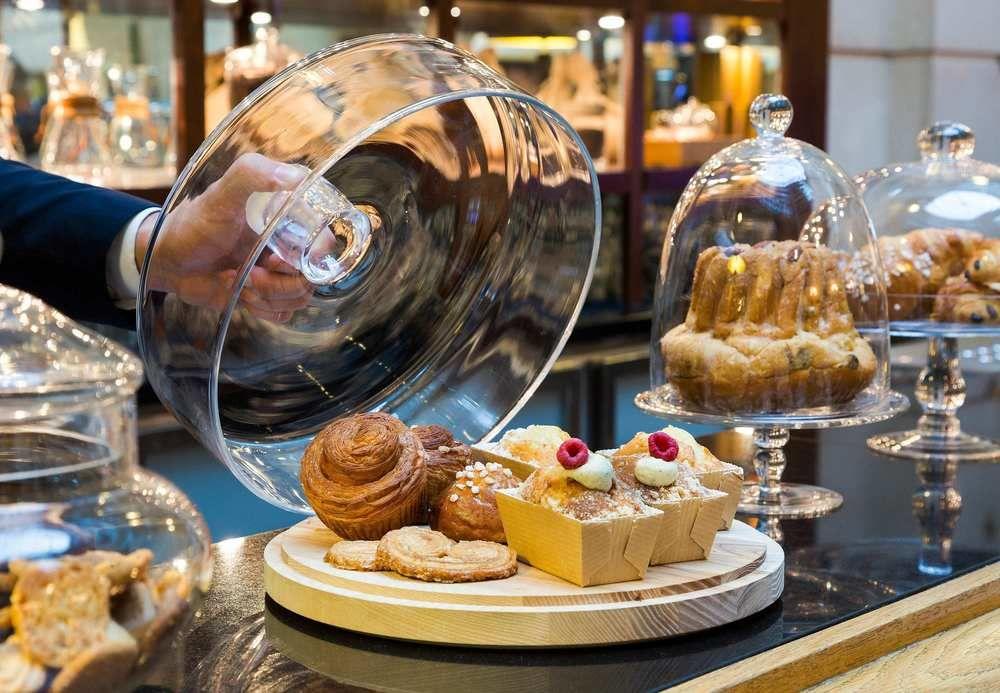 Marriott Champs Elysees Hotel