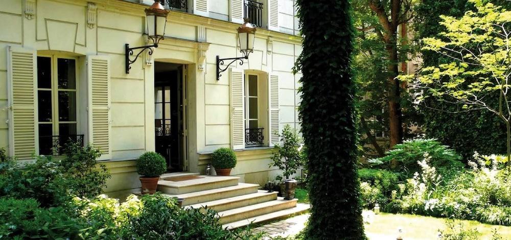 Hotel Particulier Montmartre 4*