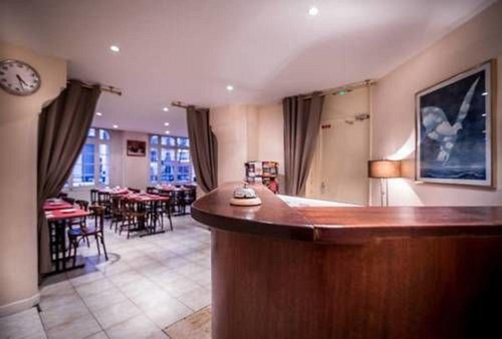 Hotel Ibis Styles Montmartre Batignolles 3*
