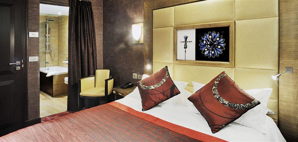 Des Champs-elysees Hotel Paris