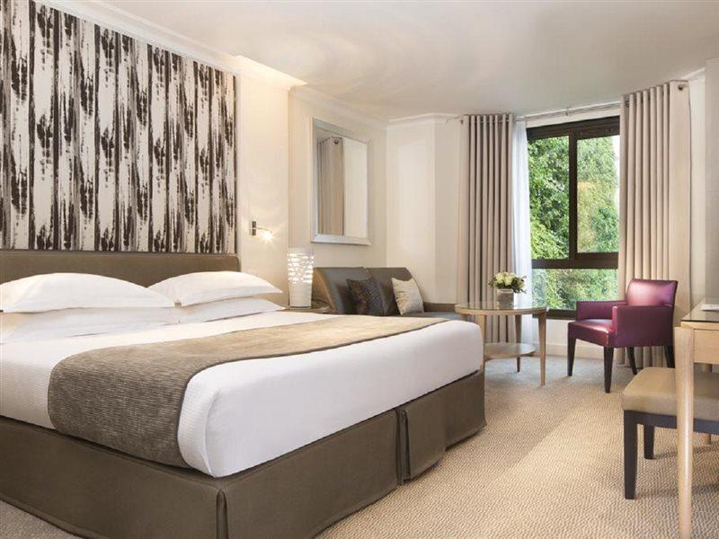 Garden-elysee 4*