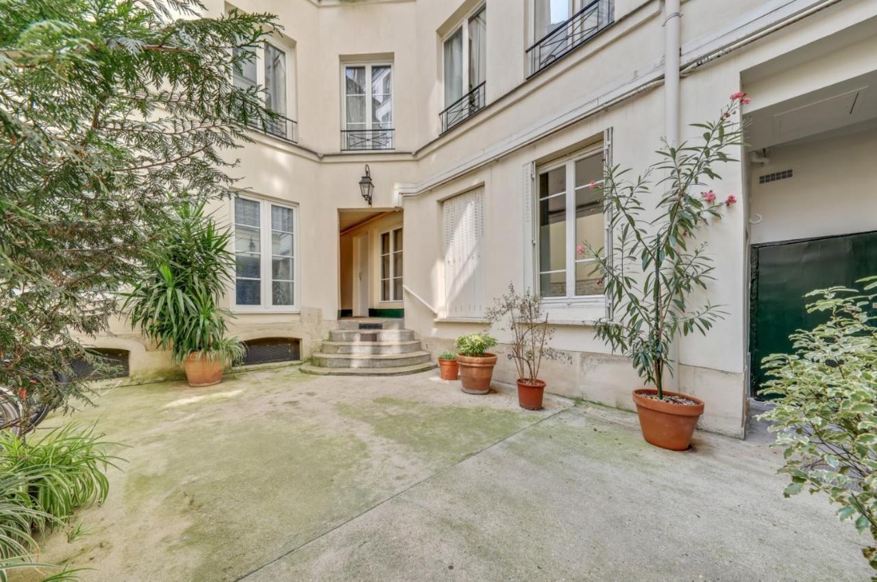 Charming & Cosy Flat In Heart Of Marais, 2min Walk To Art & Metier Museum Apartment Paris