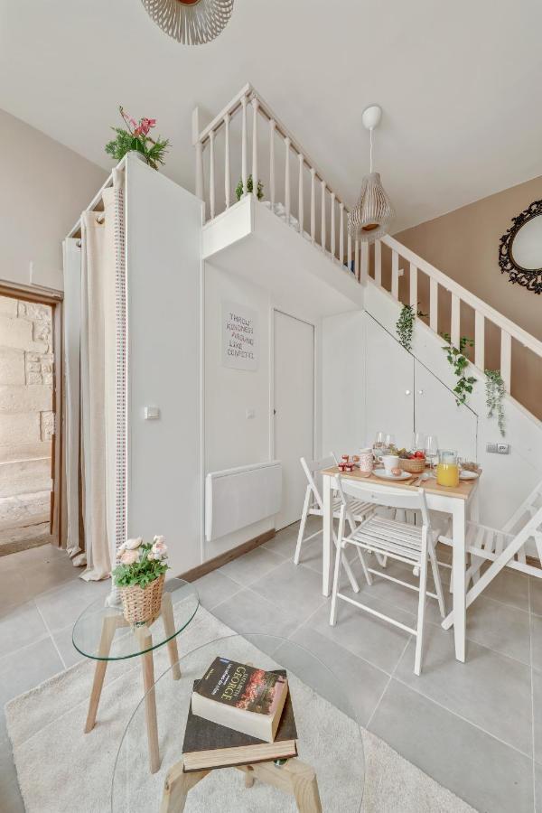 Apartment Charming & Cosy Flat In Heart Of Marais, 2min Walk To Art & Metier Museum Paris