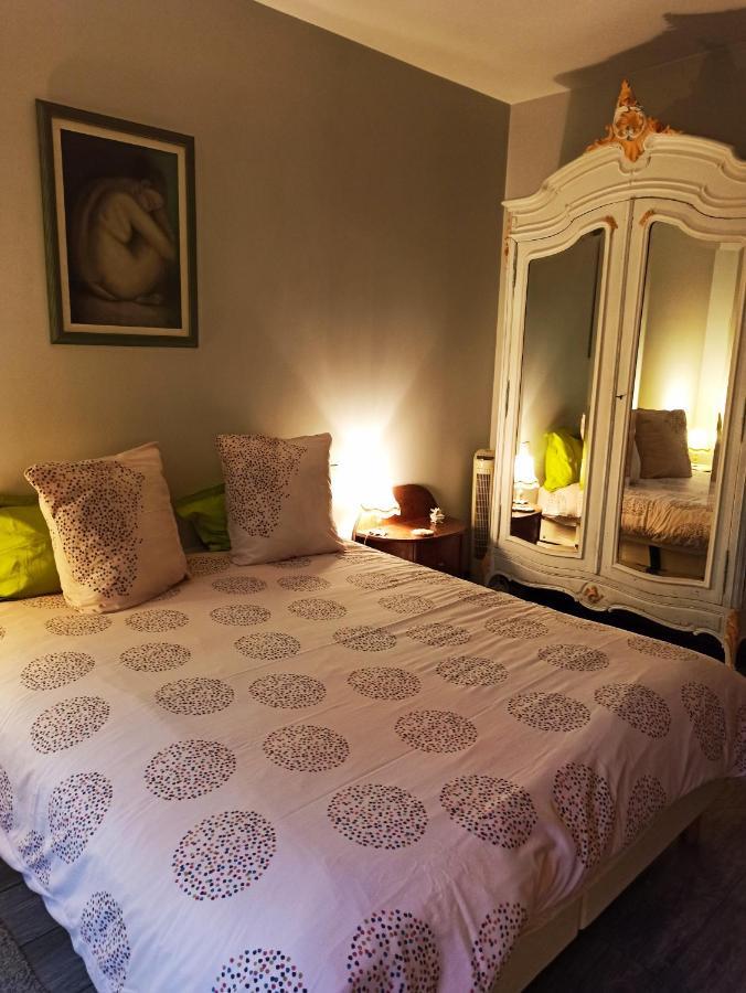 La Maison Rouge Bed & Breakfast Parigi