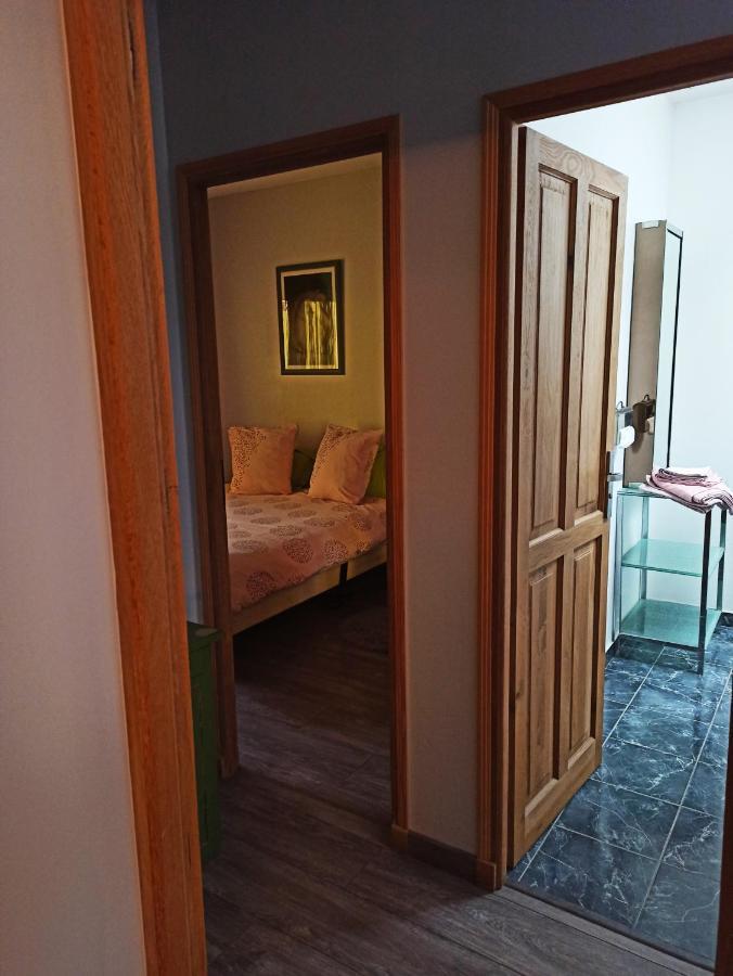 La Maison Rouge Bed & Breakfast Parigi