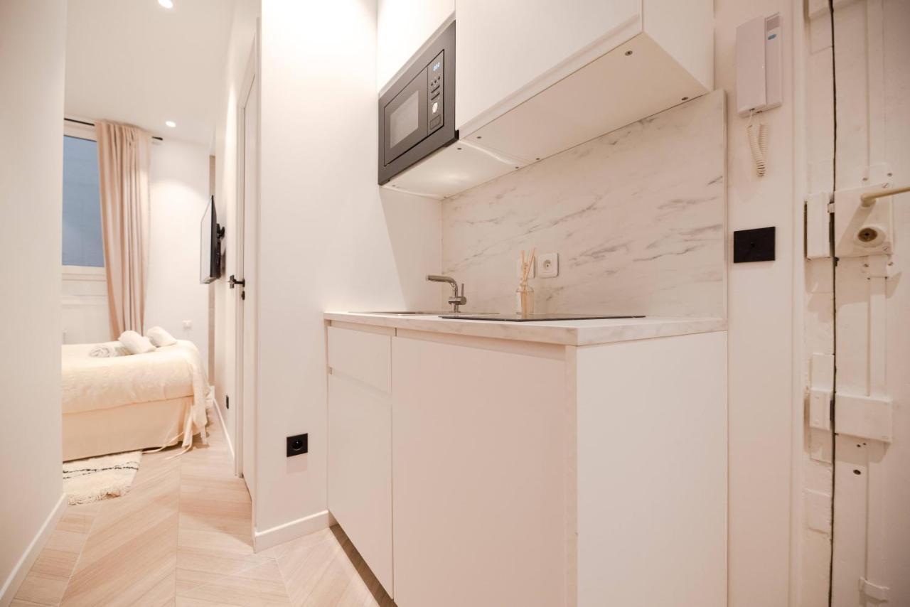 Aparthotel Lovely In Champs Elysees - With Ac Paris