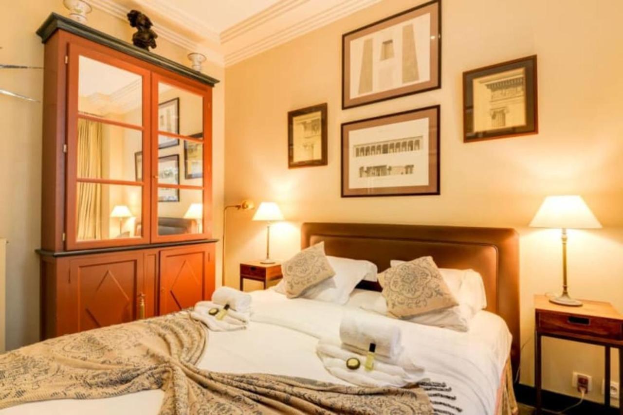 Appartamento Guestready - Classic Parisian In Marais *