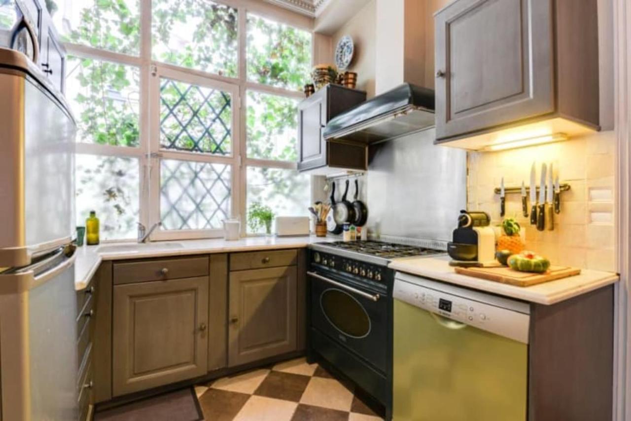 Guestready - Classic Parisian In Marais Appartamento *