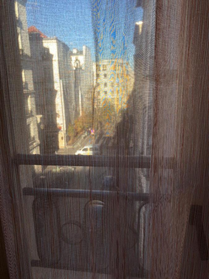 Apartment With Terrace In Center - Montorgueil District *