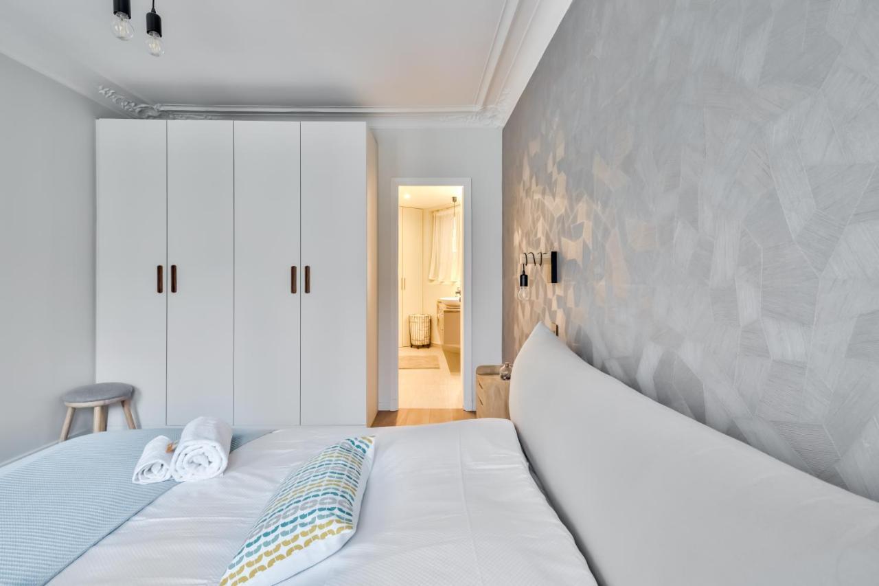 Apartment Splendid 3 Bdrs Flat In A Prime Location Of