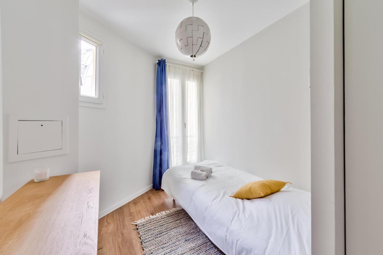 Splendid 3 Bdrs Flat In A Prime Location Of Paris