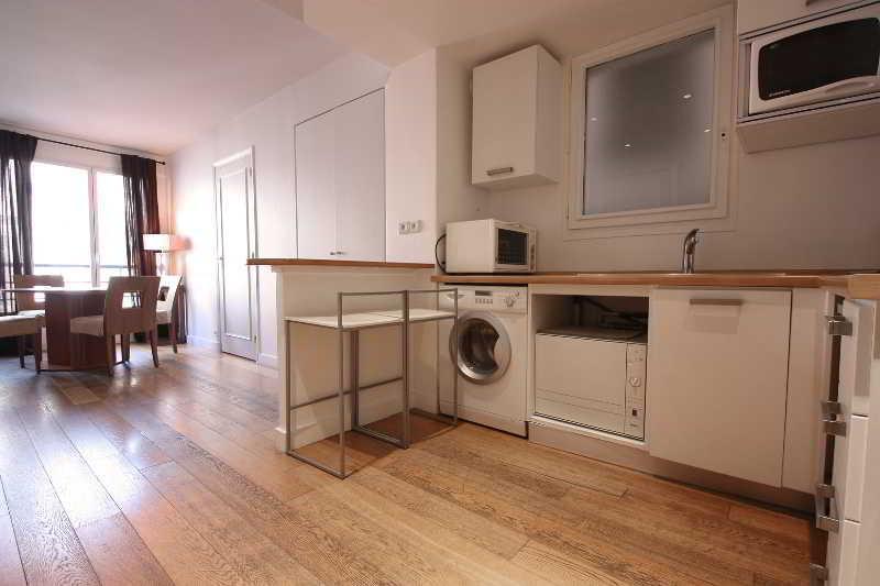 Apartment Bridgestreet Champs-elysees Paris