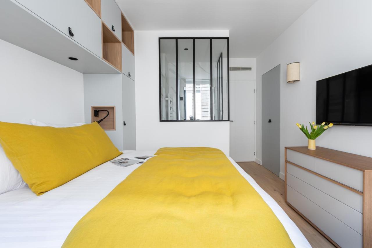 Pick A Flat's In Saint Germain - Rue Corneille * Paris