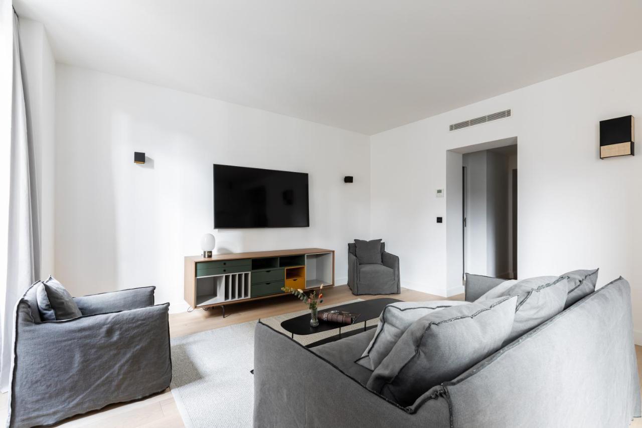 Apartment Pick A Flat's In Saint Germain - Rue Corneille Paris