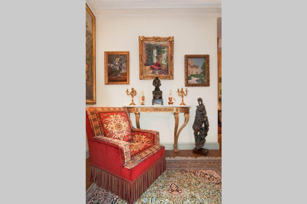 Apartment Champs-élysées Luxury Champagne Haven