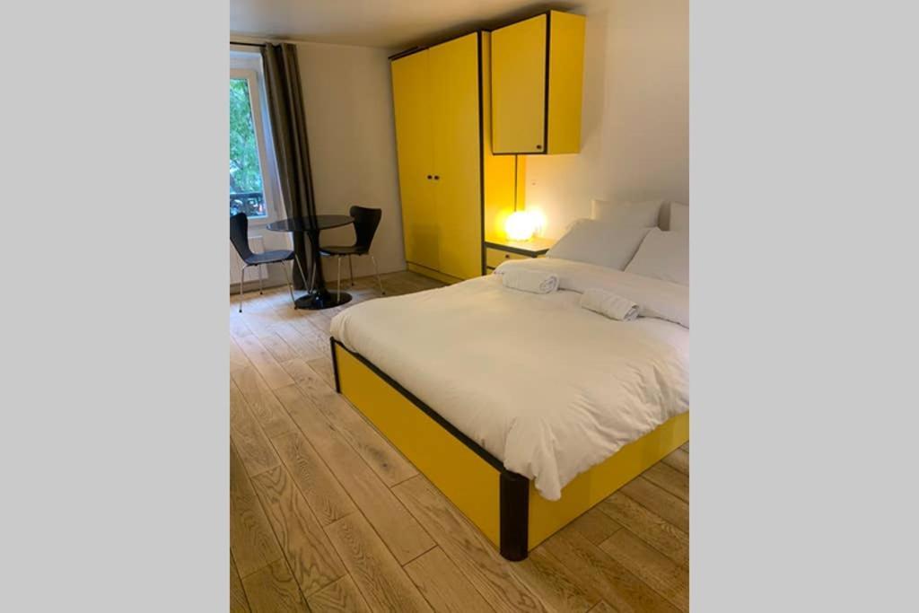 Charming Le Marais Retro Appartamento