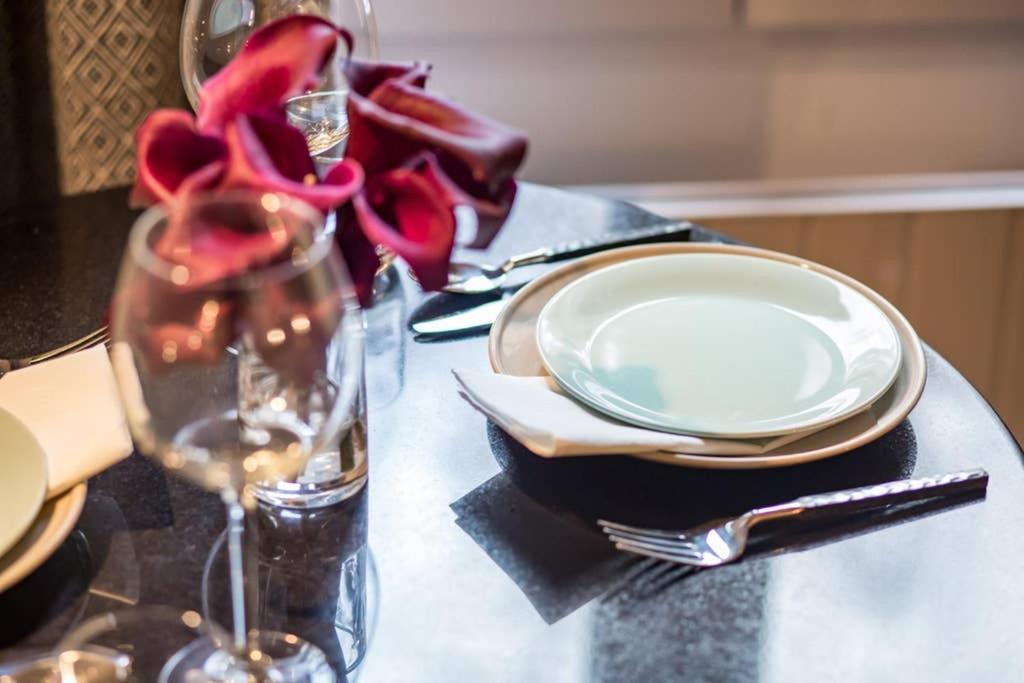 Charming Le Marais Retro Parigi