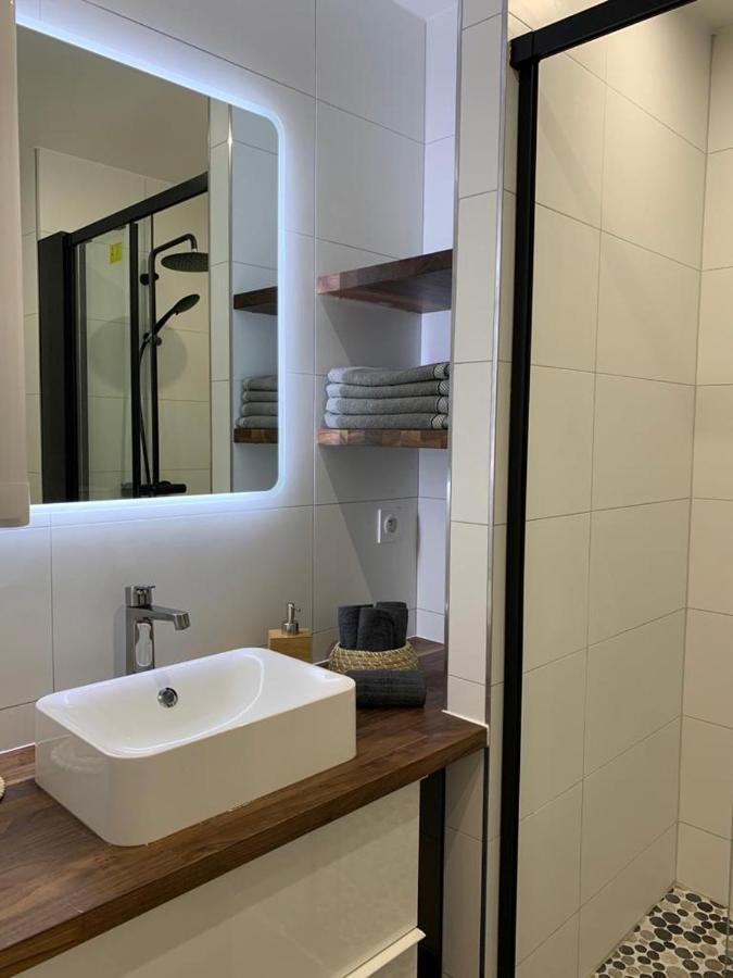 Loft Luxe République * Parigi