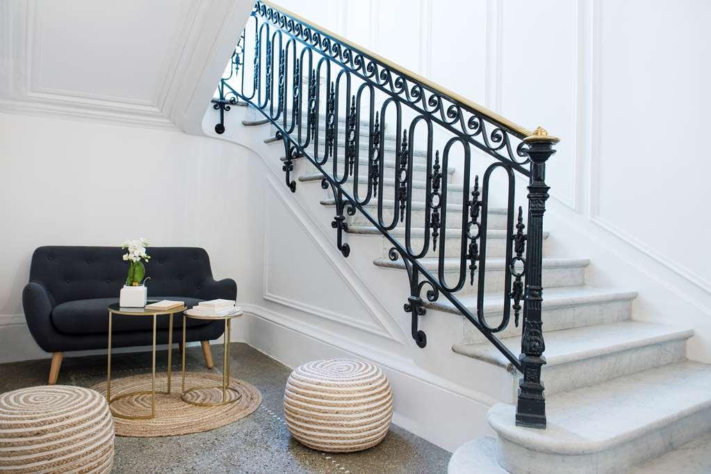 Helzear Montparnasse