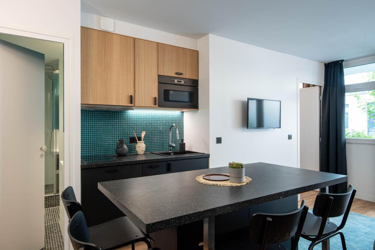 Apartment New - Superbe 1 Bdr Appt - Design 60's - 15e