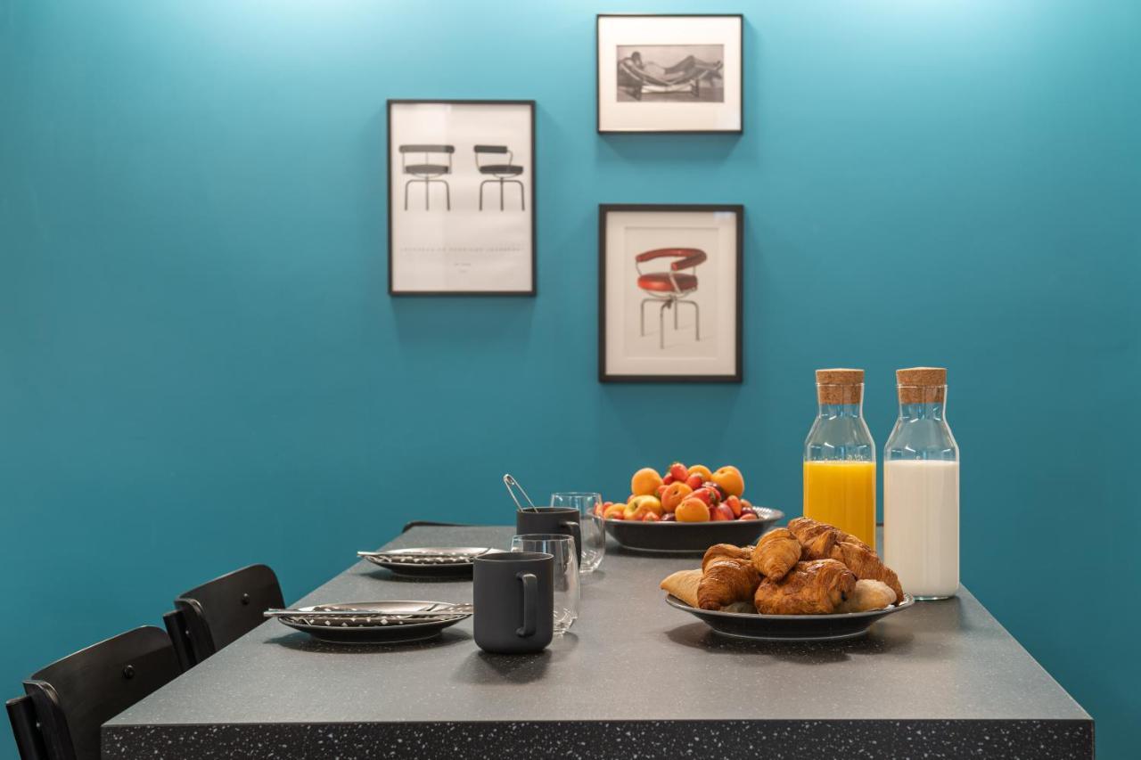 New - Superbe 1 Bdr Appt - Design 60's - 15e Apartment *
