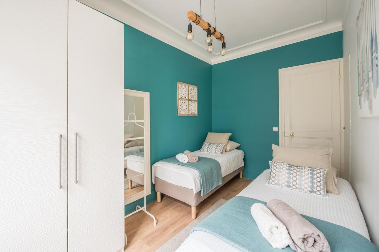 Apartment 2 Bedroom Near Tour Eiffel & Trocadero