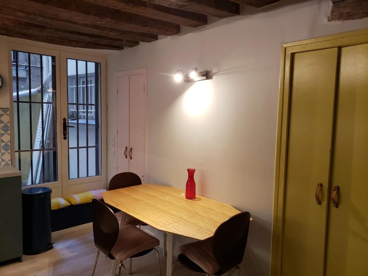 6 Saint Germain Seine Apartment Paris