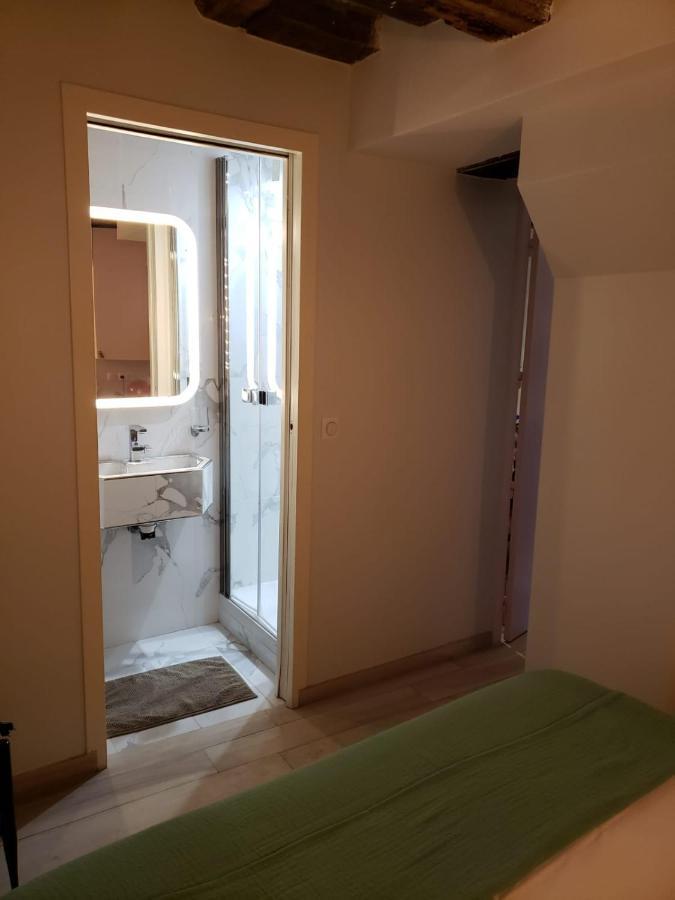 Apartment 6 Saint Germain Seine *