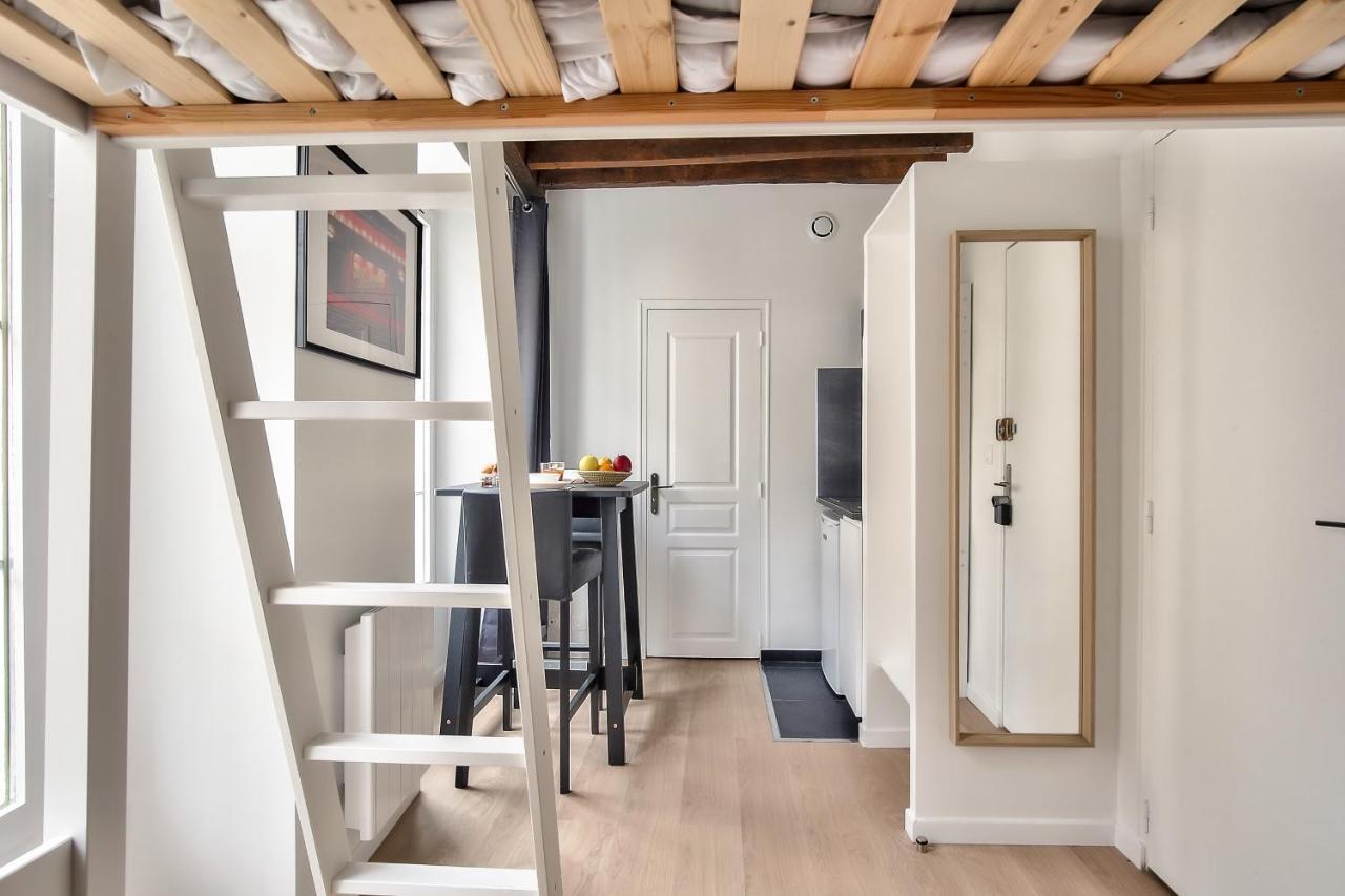 Lovely Mezzanine In The Heart Of 3m Apartment Paris