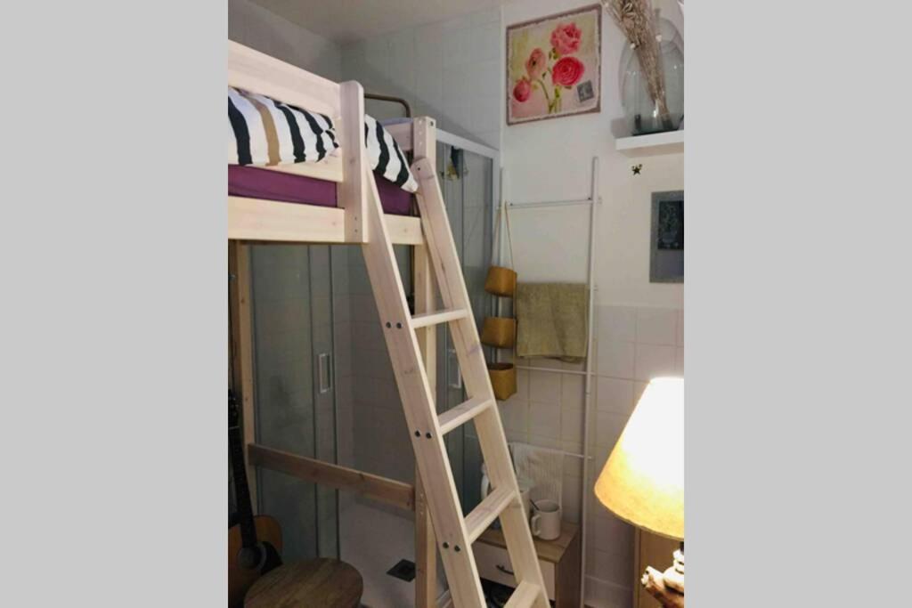 Le Studio De Martine - 9e - 5 Min à Pied Du Moulin Rouge - 15 Min à Pied Des Galeries Lafayette Et De Montmartre Appartamento Parigi