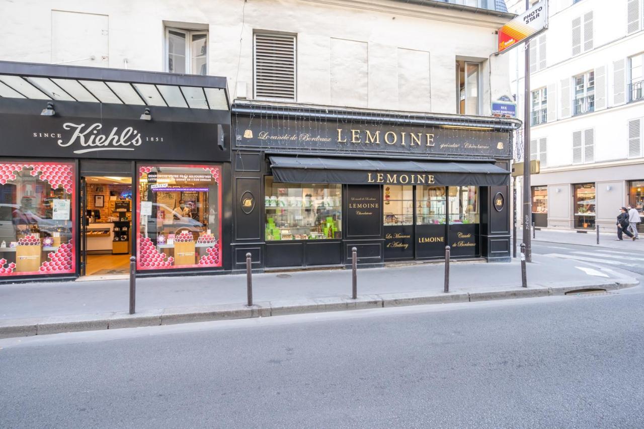 Happy - Eiffel Studio 2