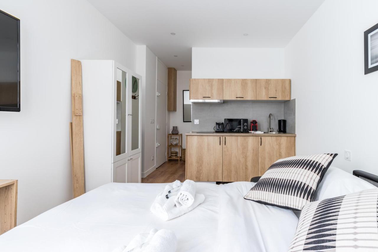 Hsh Labrouste-convention Studio 2p Apartment